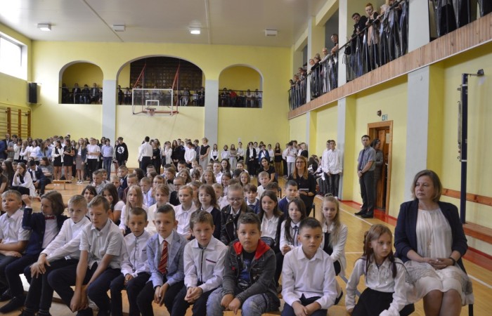 Nie zabrakło też chwili
powagi, podczas której wspominano rocznicę wybuchu II wojny światowej. 