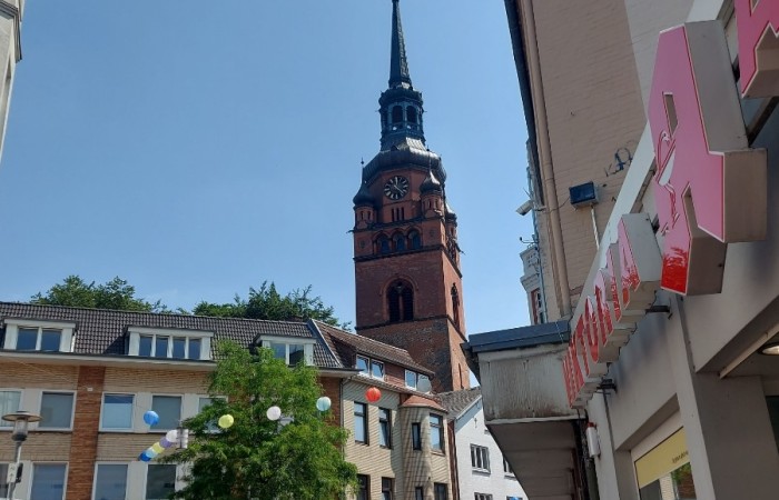 Grupa taneczna z  Sp2 była częścią delegacji Aniołowa, które wraz z partnerami z Gminy Pasłęk przebywało w Hadenfeld w Niemczech w dniach 14-19.06. Delegacja brała udział w festiwalu „Anioły,woły i kultura