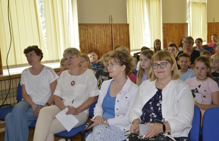 Uczniowie klasy 5 b, dzięki współpracy z Pasłęckim Towarzystwem Przyjaciół Kultury, już po raz drugi wzięli udział w projekcie 