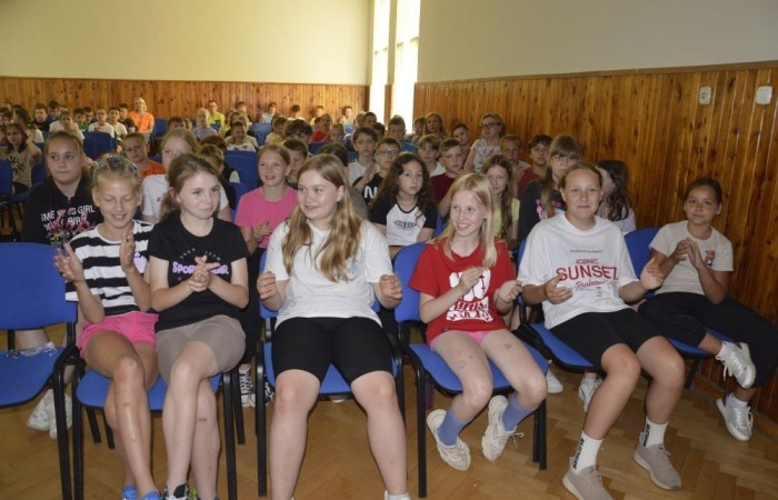 Uczniowie klasy 5 b, dzięki współpracy z Pasłęckim Towarzystwem Przyjaciół Kultury, już po raz drugi wzięli udział w projekcie 