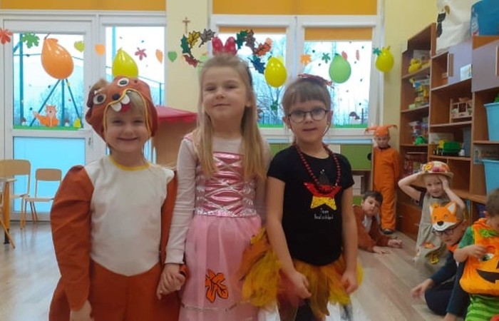 16 listopada nasze przedszkolaki bawiły się na 