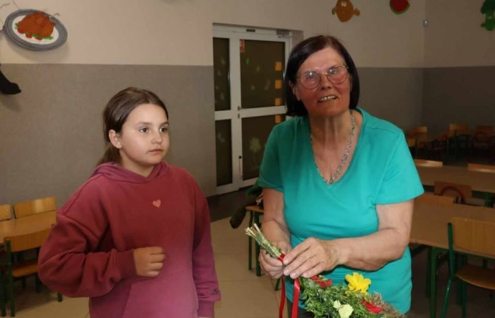 Święta Wielkanocne zbliżają się wielkimi krokami. U nas w szkole też czujemy, że nadchodzą. We wtorek 6 kwietnia odbyły się warsztaty tworzenia palm wielkanocnych. Zajęcia poprowadzili członkowie Stowarzyszenia Przyjaciele Pasłęckiej Dwójki (czyli nasi 