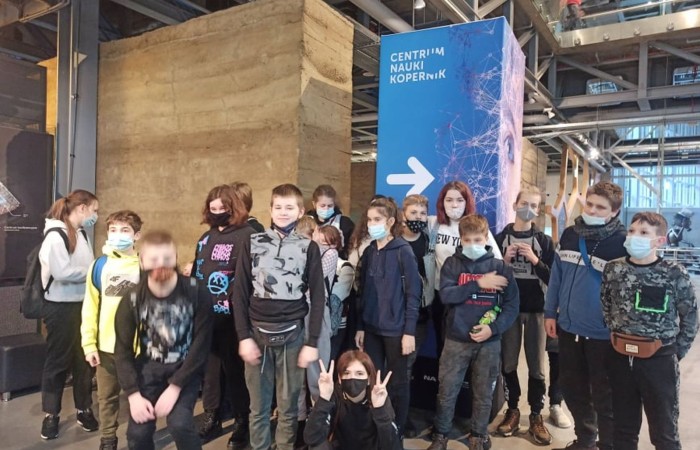 W dniach 9-11 grudnia 2021 uczniowie klas 7b i 7c uczestniczyli w wycieczce do stolicy Polski w ramach projektu Ministerstwa Edukacji i Nauki 