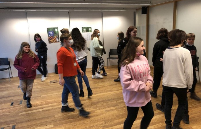 W dniach 9-11 grudnia 2021 uczniowie klas 7b i 7c uczestniczyli w wycieczce do stolicy Polski w ramach projektu Ministerstwa Edukacji i Nauki 