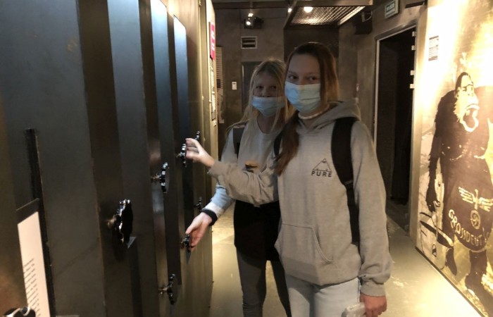 W dniach 9-11 grudnia 2021 uczniowie klas 7b i 7c uczestniczyli w wycieczce do stolicy Polski w ramach projektu Ministerstwa Edukacji i Nauki 