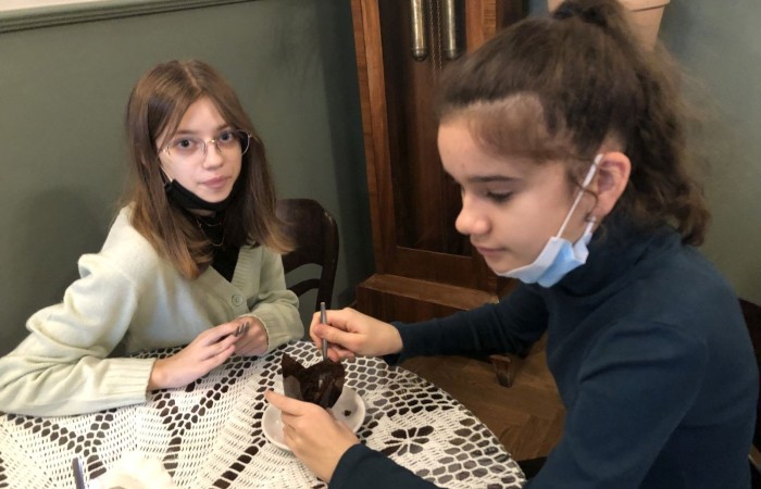 W dniach 9-11 grudnia 2021 uczniowie klas 7b i 7c uczestniczyli w wycieczce do stolicy Polski w ramach projektu Ministerstwa Edukacji i Nauki 