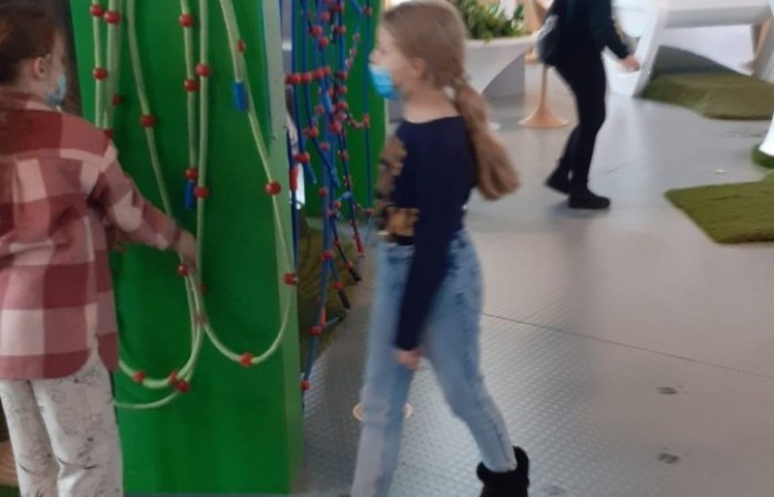 	14 grudnia 2021 uczniowie klas IIIa i IIIb uczestniczyli w wycieczce do Gdyni w ramach projektu Ministerstwa Edukacji i Nauki ,,Poznaj Polskę