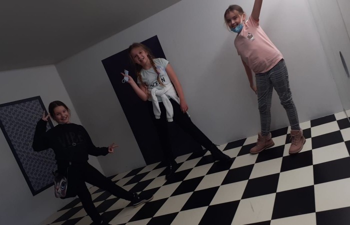 	14 grudnia 2021 uczniowie klas IIIa i IIIb uczestniczyli w wycieczce do Gdyni w ramach projektu Ministerstwa Edukacji i Nauki ,,Poznaj Polskę