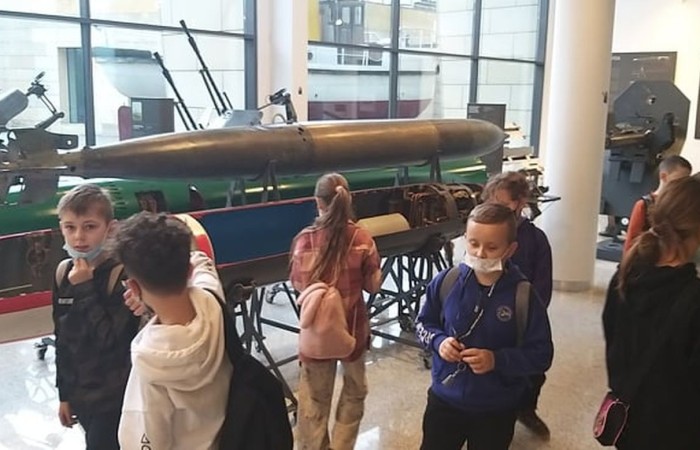 	14 grudnia 2021 uczniowie klas IIIa i IIIb uczestniczyli w wycieczce do Gdyni w ramach projektu Ministerstwa Edukacji i Nauki ,,Poznaj Polskę