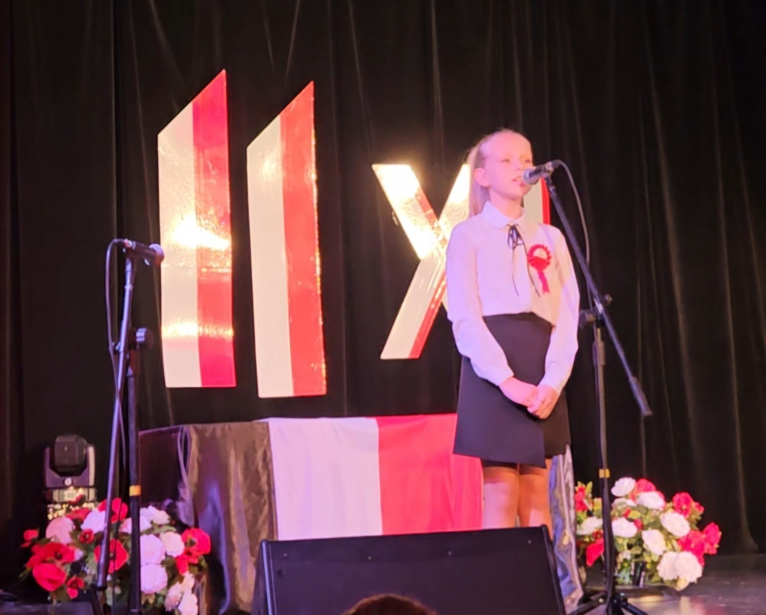 Nasza szkoła  uczestniczyła 11 listopada w występie artystycznym w sali widowiskowo-kinowej Pasłęckiego Centrum Kultury i Artystycznego z okazji Dnia Niepodległości. Na scenie zaprezentowały się uczennice z klasy 3a Zofia Misiułajtis i Magda Brzozowska z piosenką
 